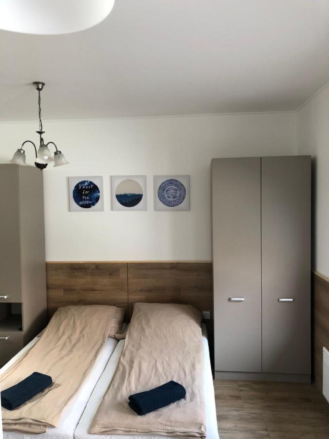 Avas Apartman Mişcolţ Exterior foto
