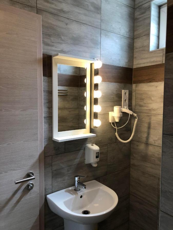 Avas Apartman Mişcolţ Exterior foto