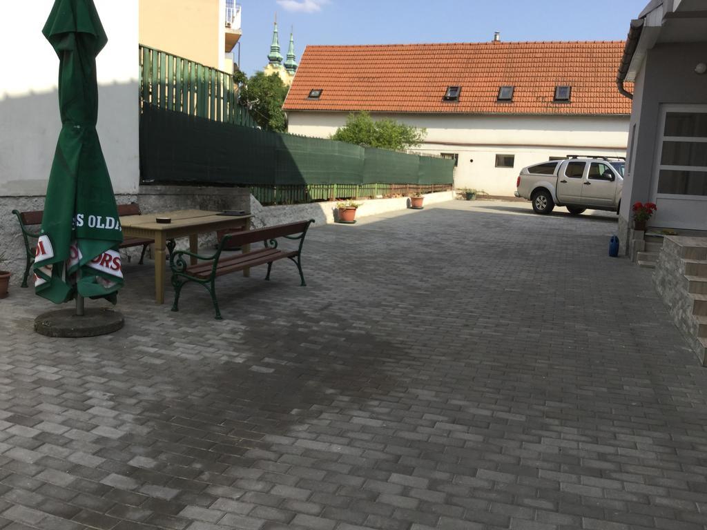 Avas Apartman Mişcolţ Exterior foto