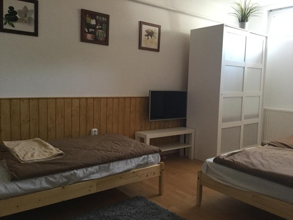 Avas Apartman Mişcolţ Exterior foto