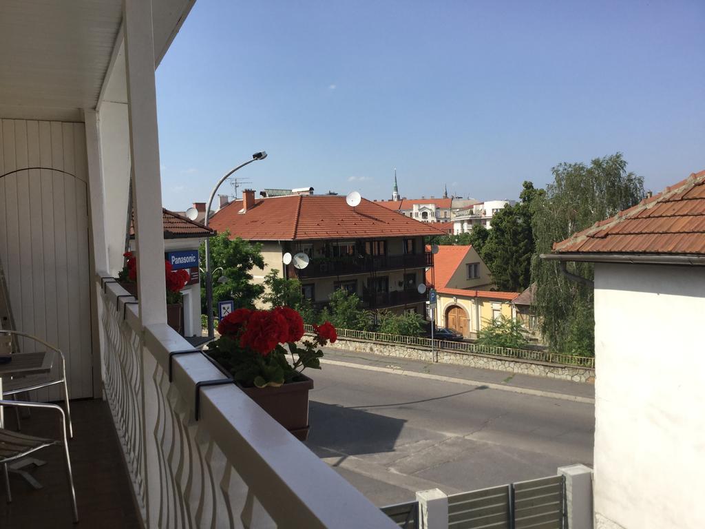 Avas Apartman Mişcolţ Exterior foto