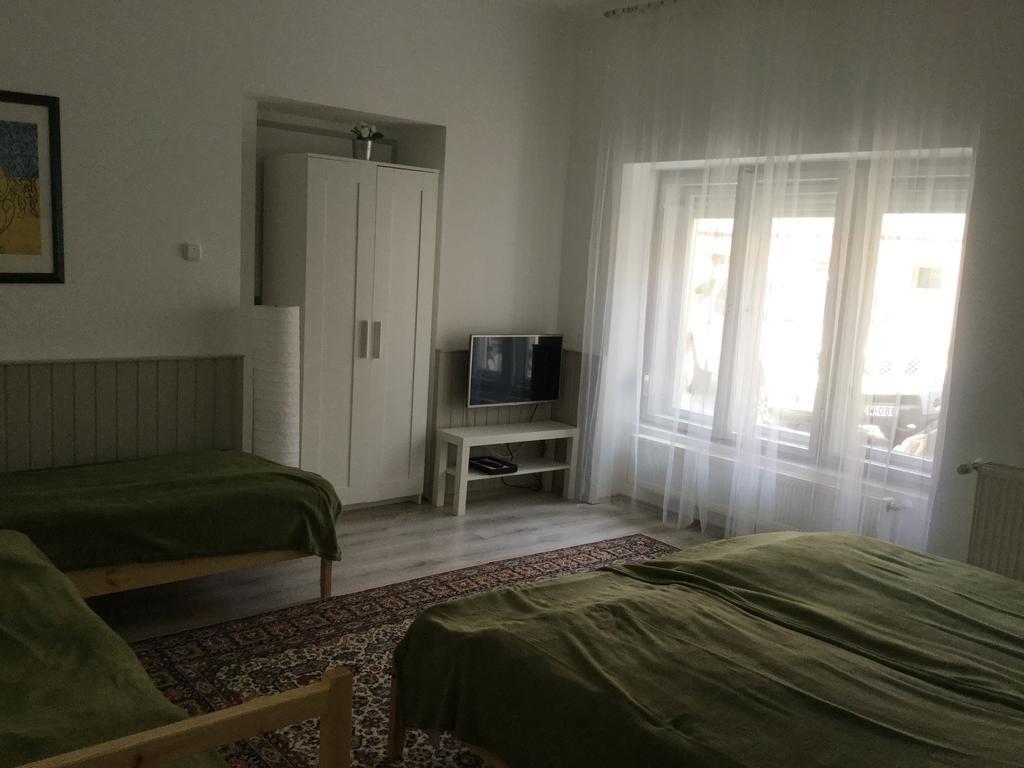 Avas Apartman Mişcolţ Exterior foto